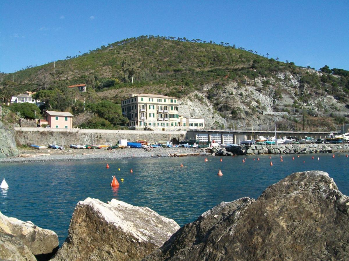 Casa Per Ferie Villa Rossana เลวานโต ภายนอก รูปภาพ