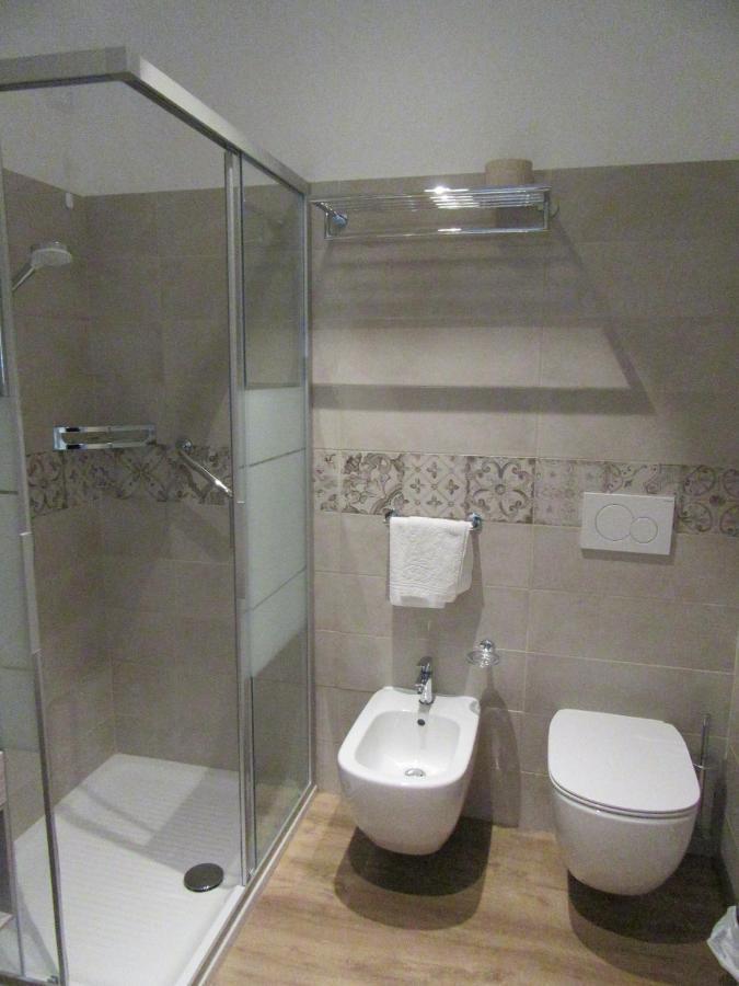 Casa Per Ferie Villa Rossana เลวานโต ภายนอก รูปภาพ